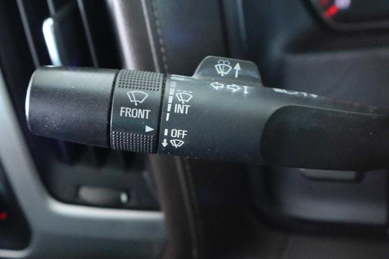 GMC Sierra 1500 4WD Crew Cab 153.0" SLT 2015