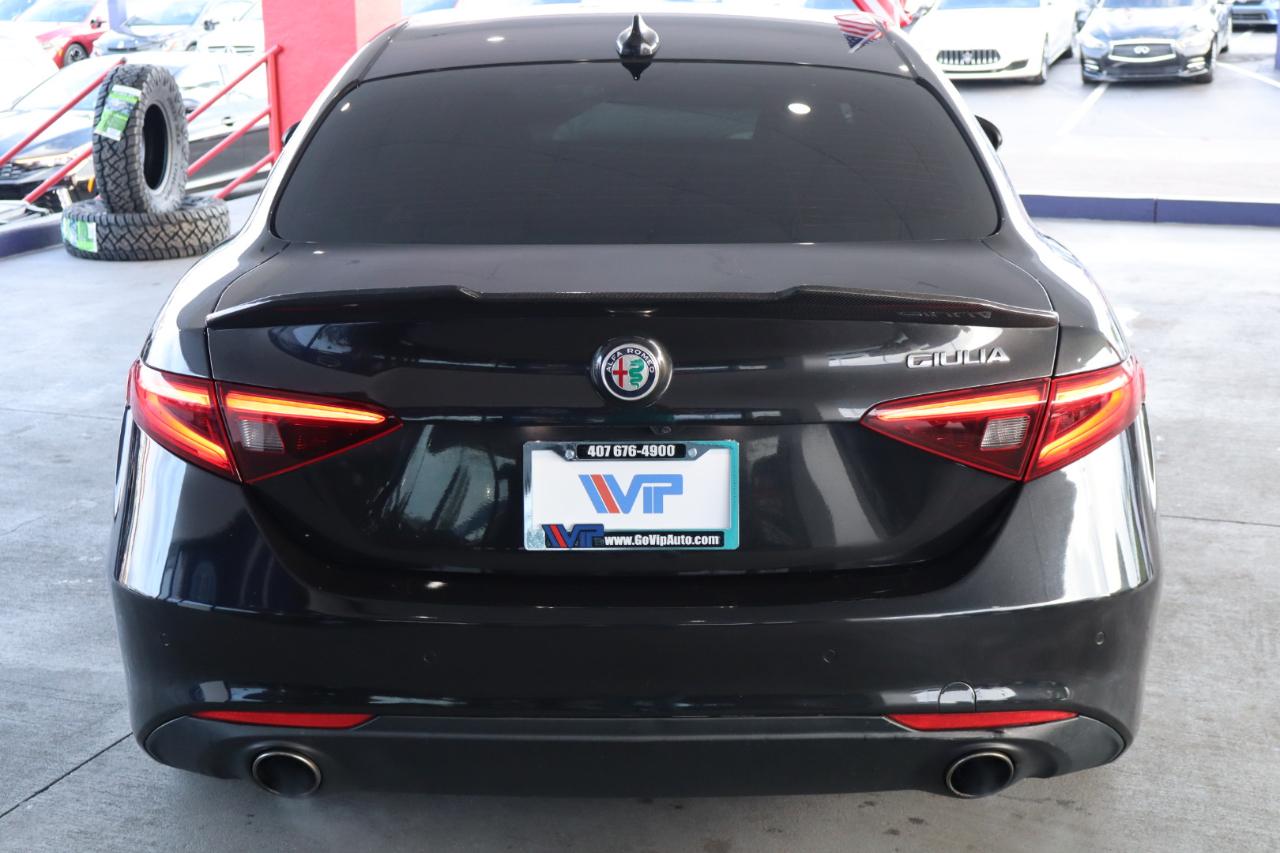 Alfa Romeo Giulia Base 2017