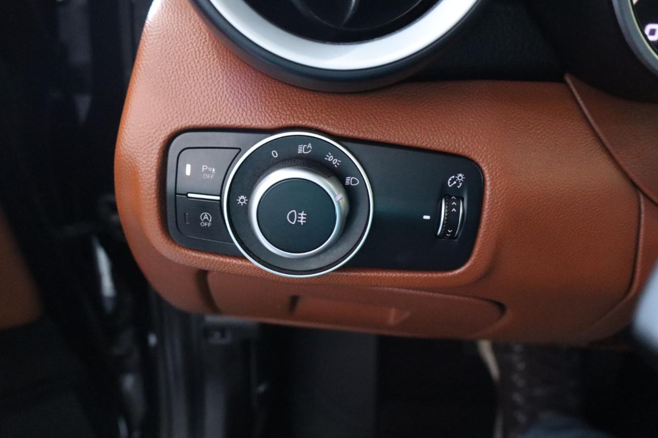 Alfa Romeo Giulia Base 2017