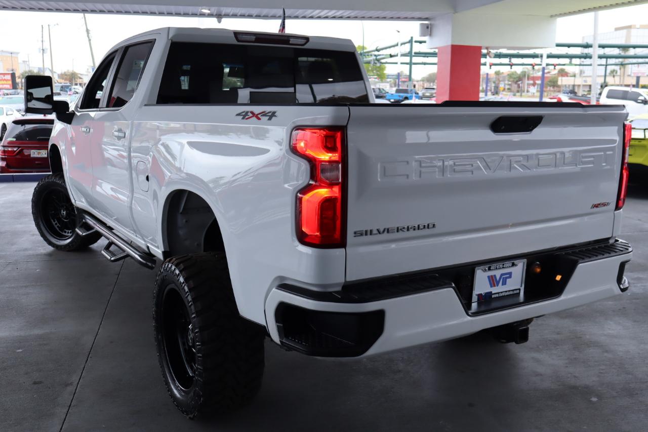 Chevrolet Silverado 1500 4WD Crew Cab 157" RST 2021
