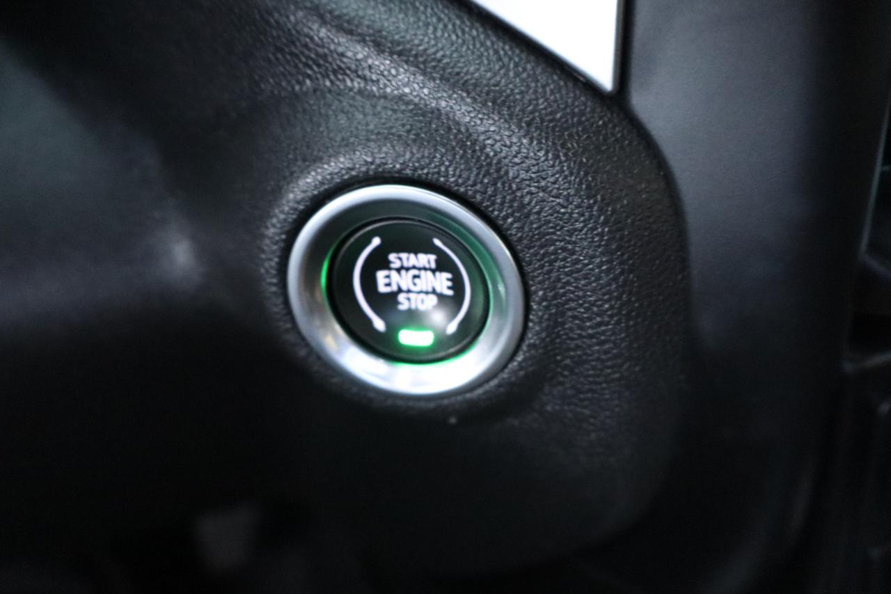 Chevrolet Silverado 1500 4WD Crew Cab 157" RST 2021