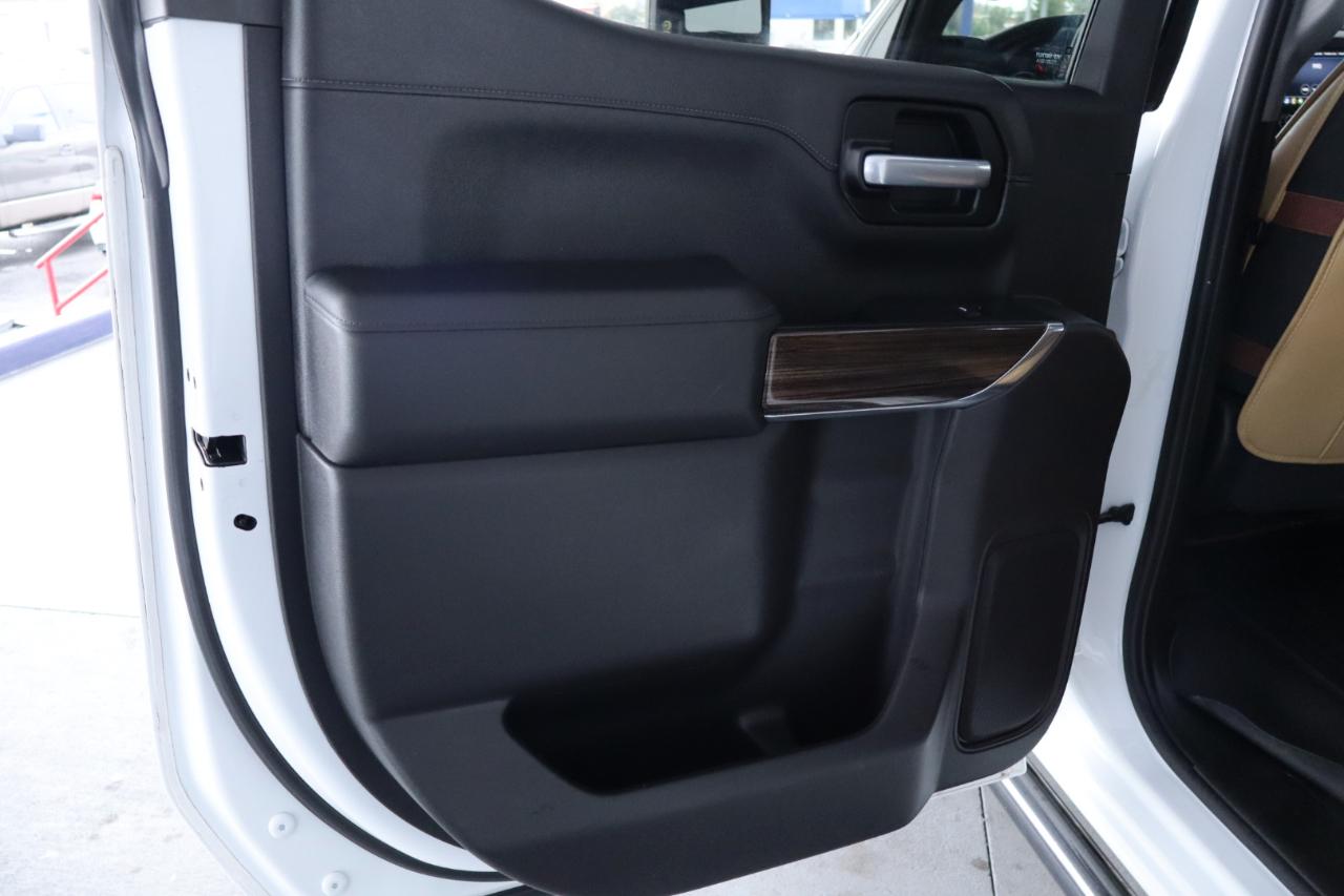 Chevrolet Silverado 1500 4WD Crew Cab 157" RST 2021