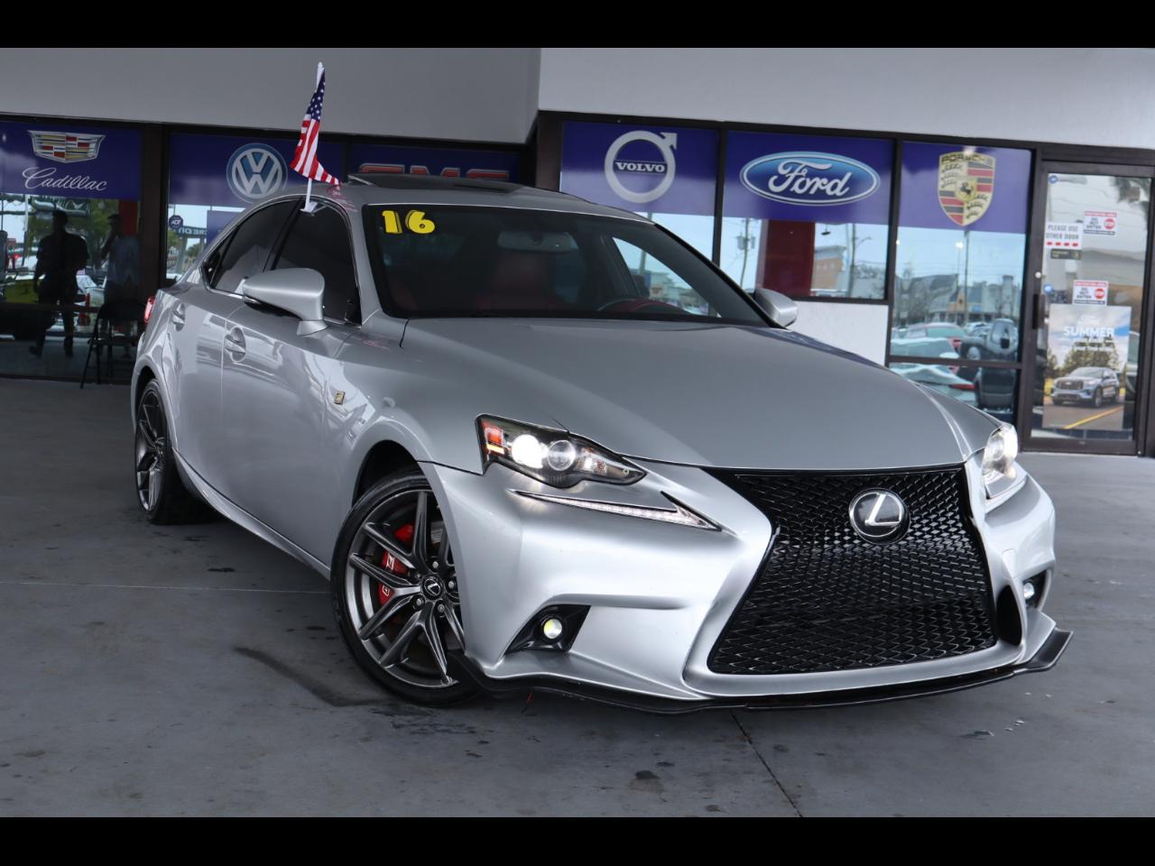 Lexus IS 200t 4dr Sdn 2016