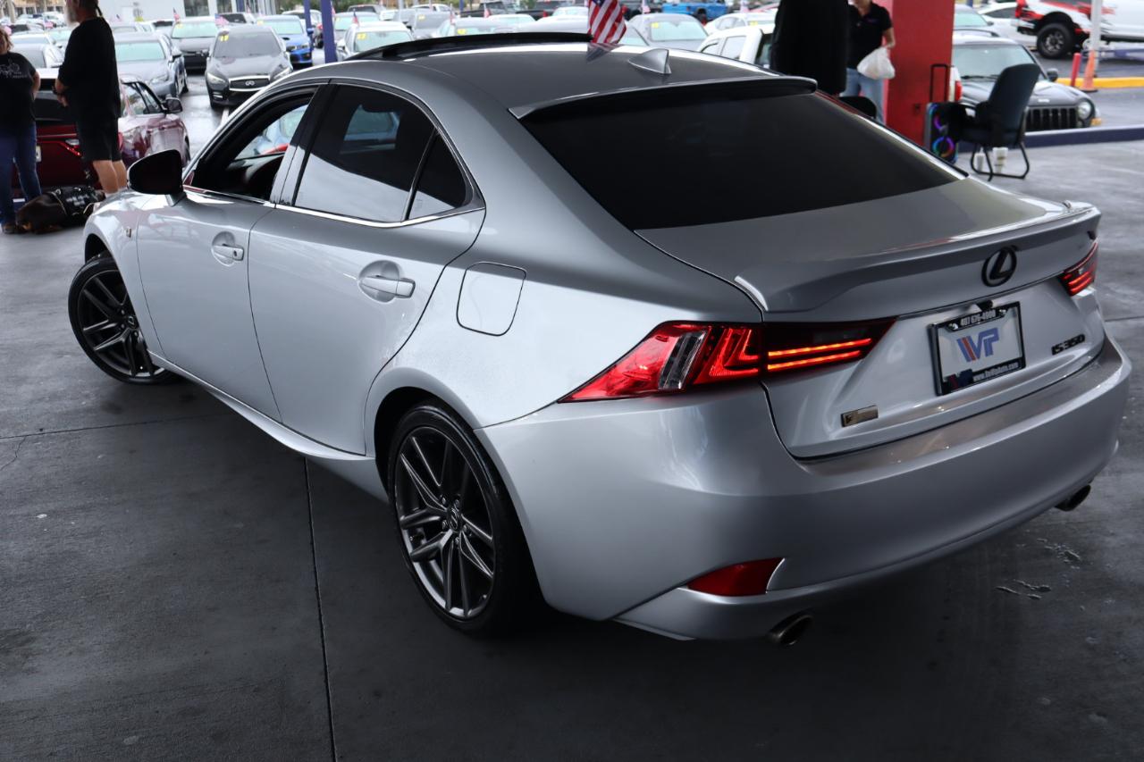 Lexus IS 200t 4dr Sdn 2016