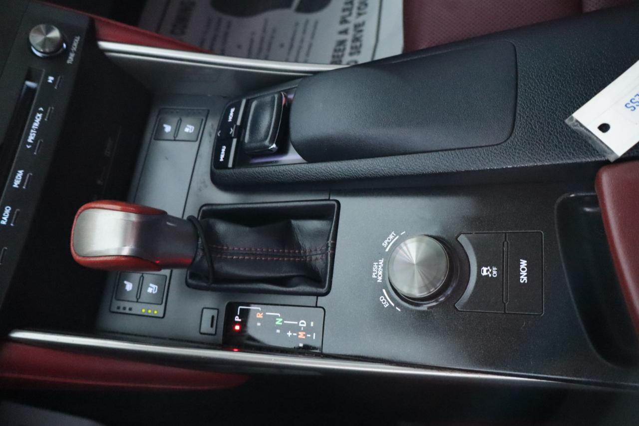 Lexus IS 200t 4dr Sdn 2016