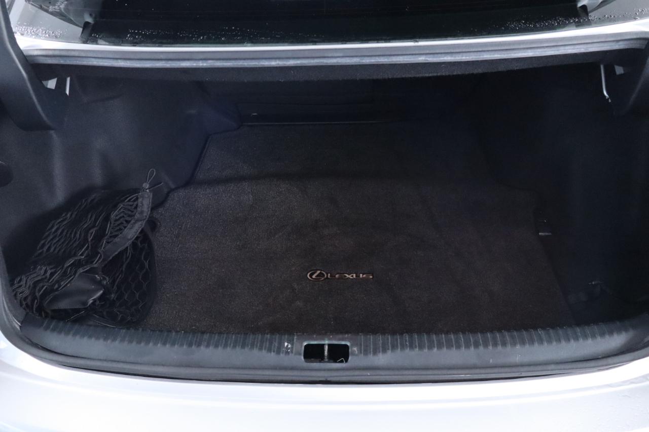 Lexus IS 200t 4dr Sdn 2016