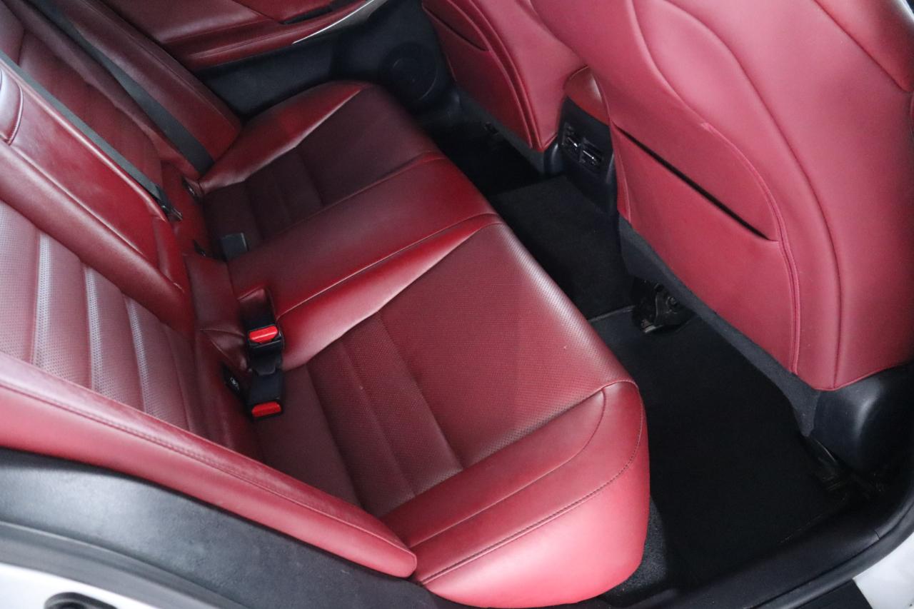 Lexus IS 200t 4dr Sdn 2016