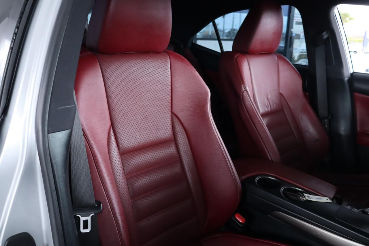 Lexus IS 200t 4dr Sdn 2016