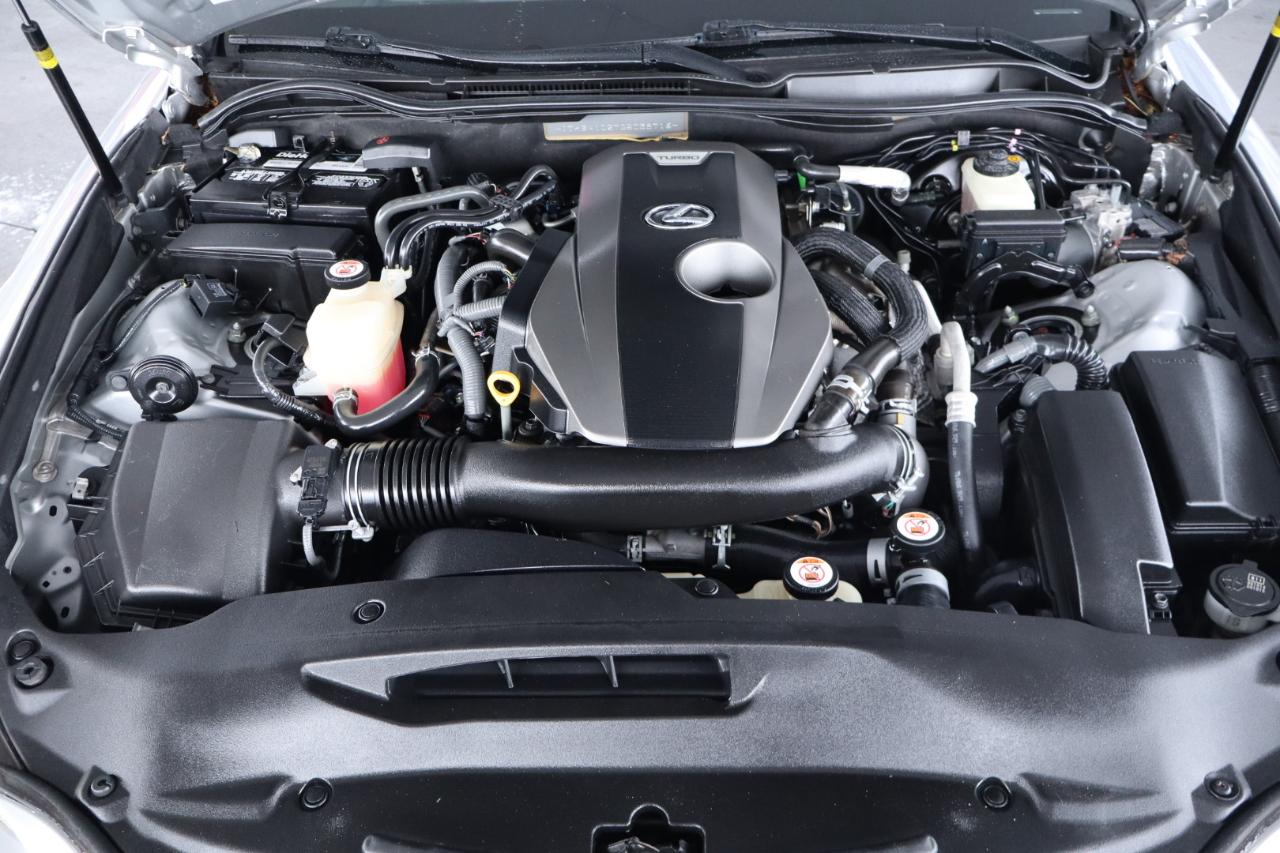 Lexus IS 200t 4dr Sdn 2016