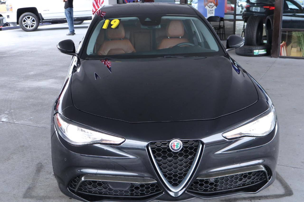 Alfa Romeo Giulia Ti Sport RWD 2019