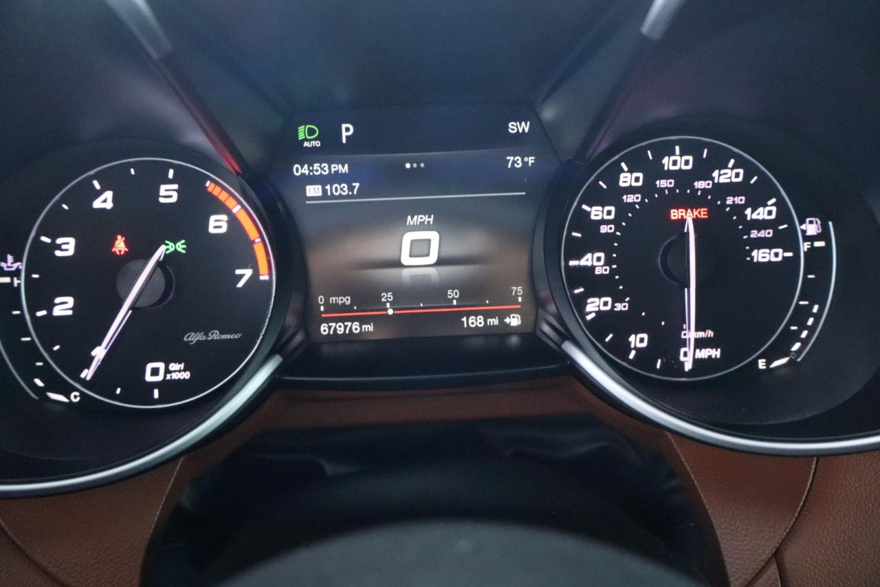 Alfa Romeo Giulia Ti Sport RWD 2019