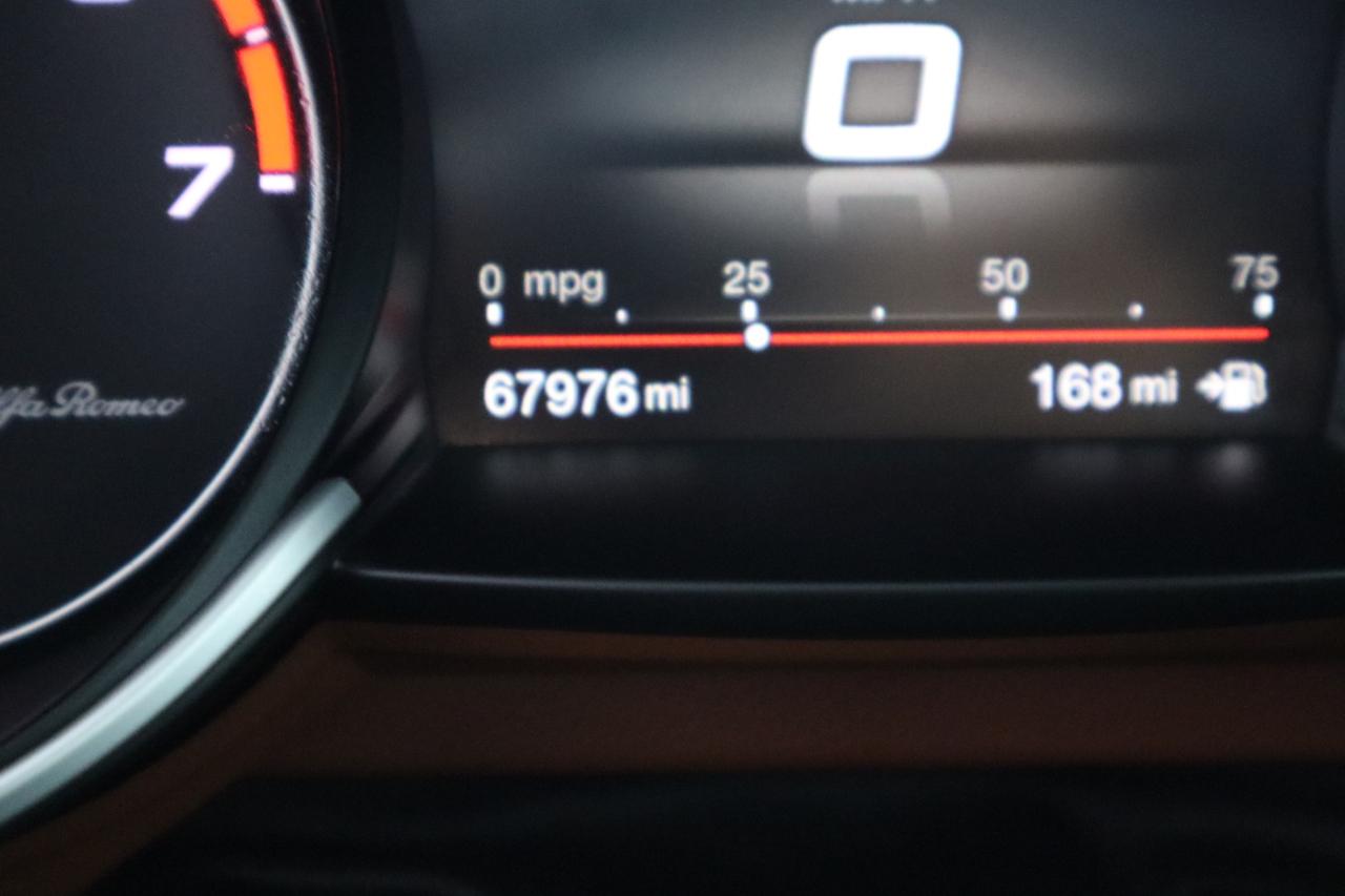 Alfa Romeo Giulia Ti Sport RWD 2019