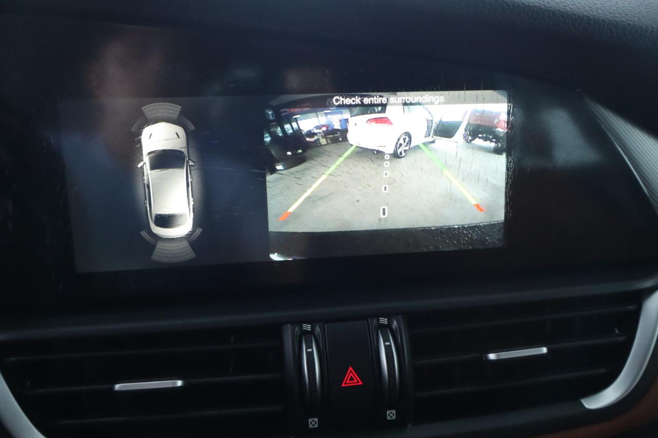 Alfa Romeo Giulia Ti Sport RWD 2019