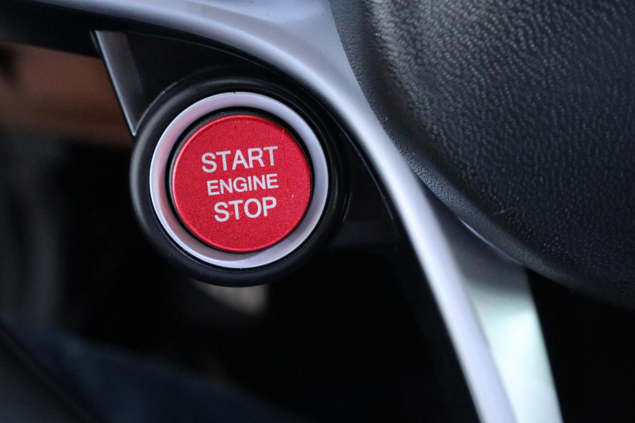 Alfa Romeo Giulia Ti Sport RWD 2019