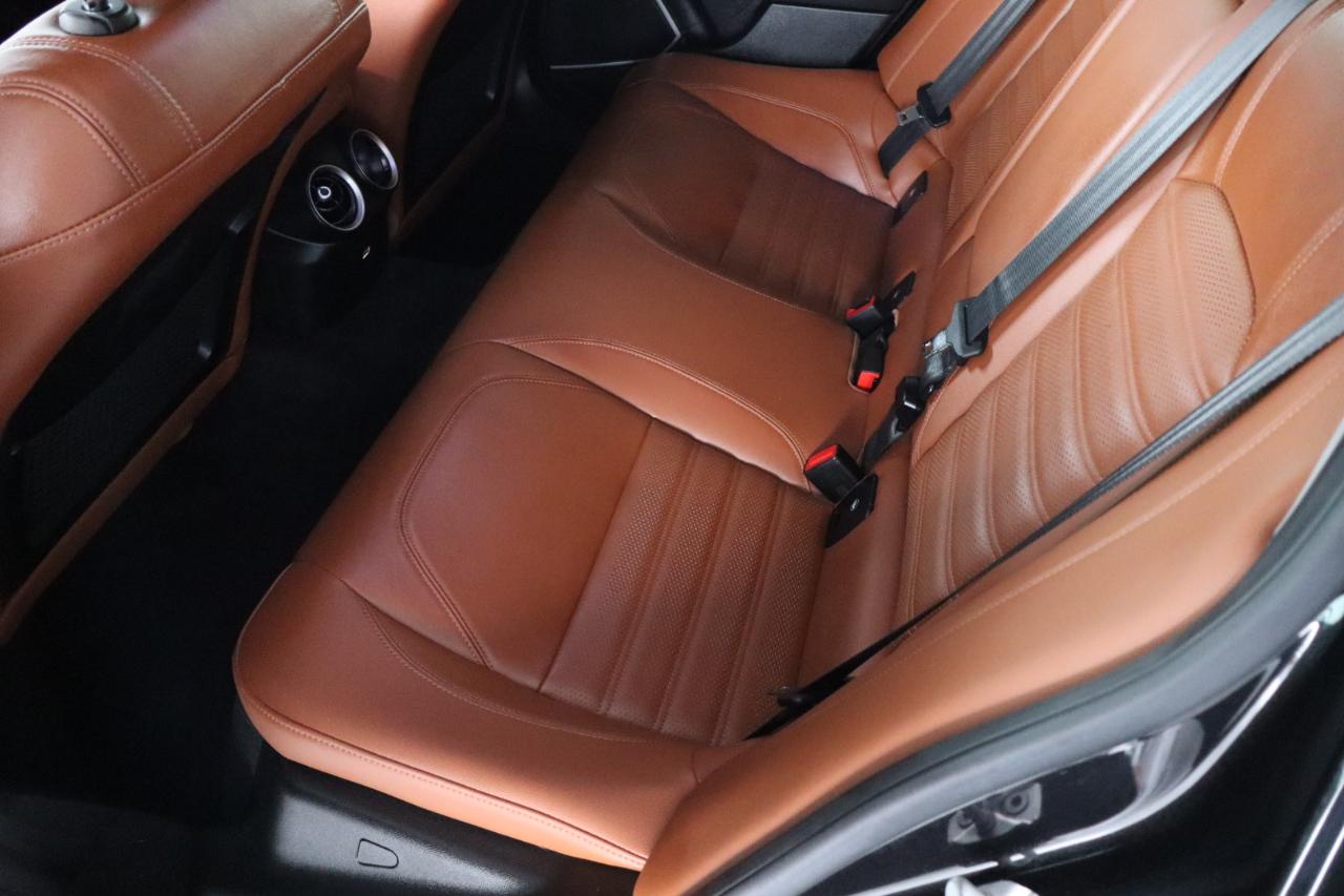 Alfa Romeo Giulia Ti Sport RWD 2019