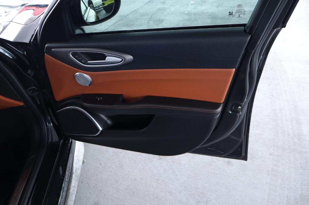 Alfa Romeo Giulia Ti Sport RWD 2019