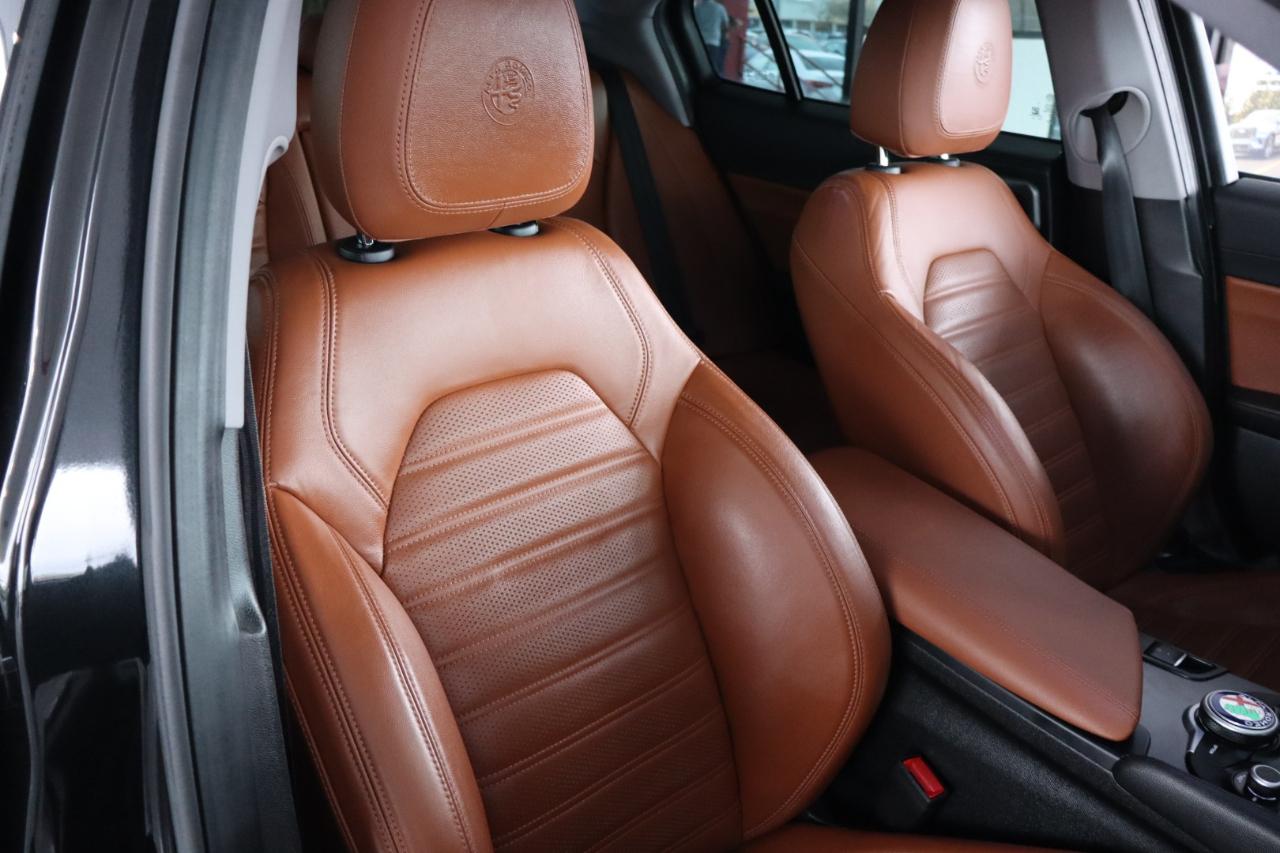 Alfa Romeo Giulia Ti Sport RWD 2019