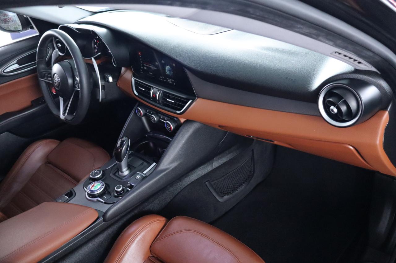 Alfa Romeo Giulia Ti Sport RWD 2019