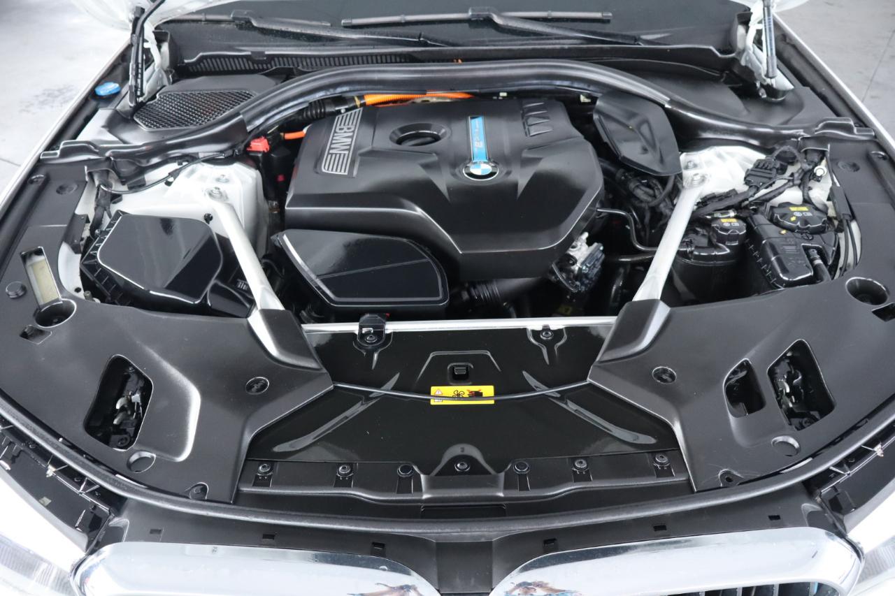 BMW 5 Series 530e iPerformance Plug-In Hybrid 2018