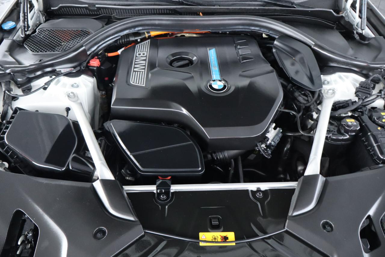 BMW 5 Series 530e iPerformance Plug-In Hybrid 2018