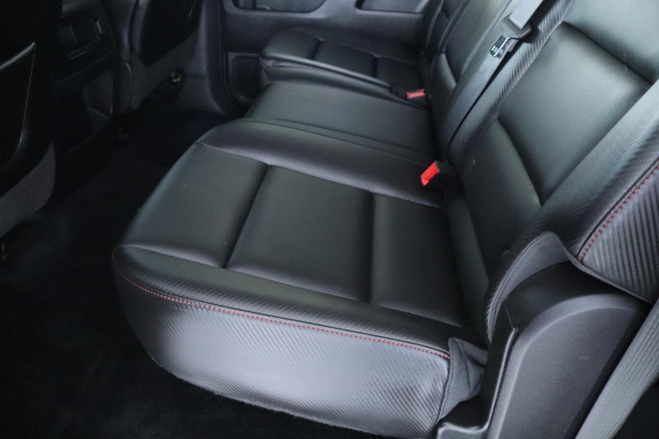 GMC Sierra 1500 4WD Crew Cab 143.5" SLT 2014