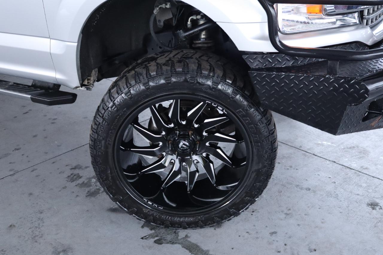 Ford F-150 4WD SuperCrew 145" Lariat 2018