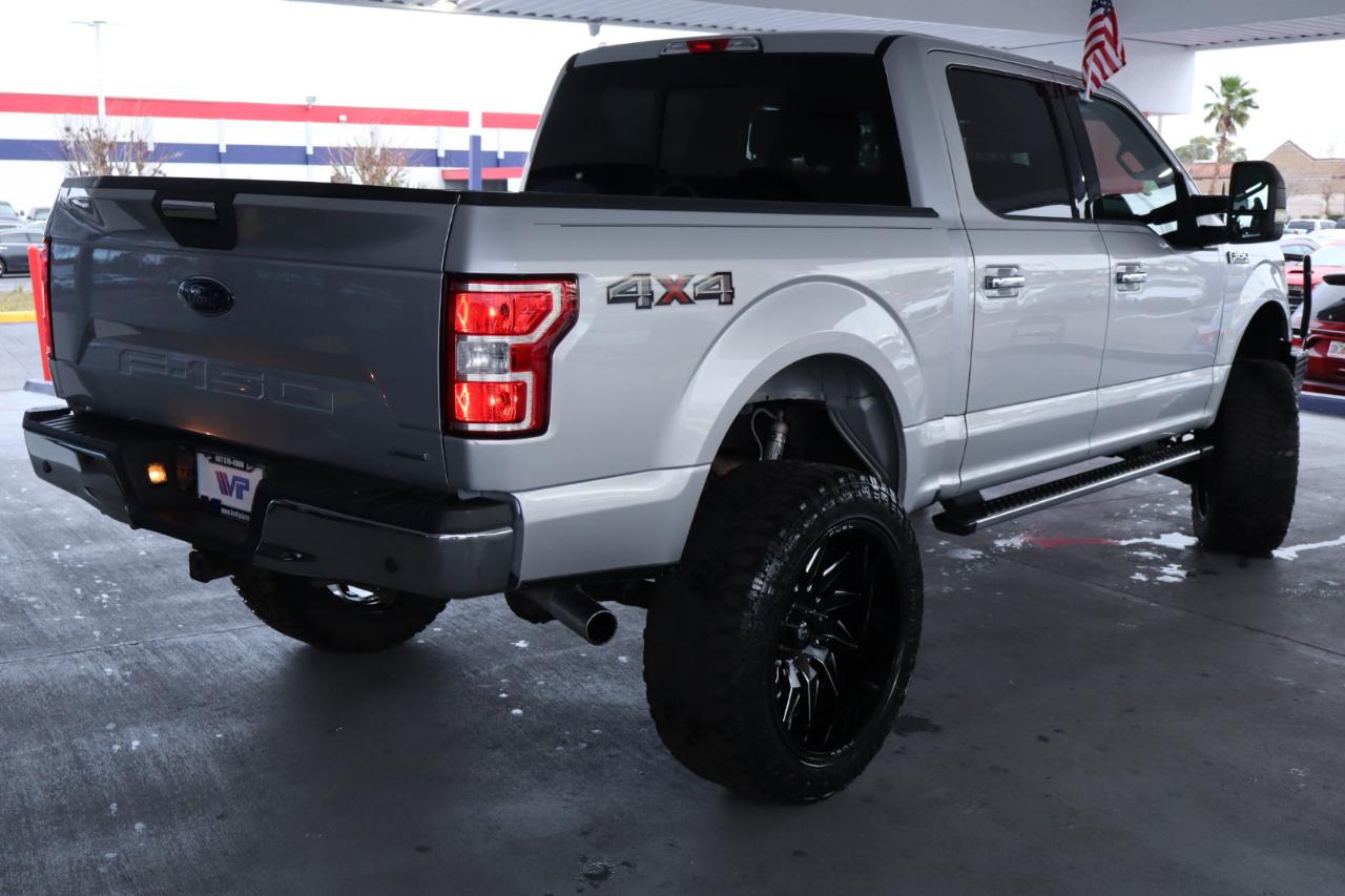 Ford F-150 4WD SuperCrew 145" Lariat 2018