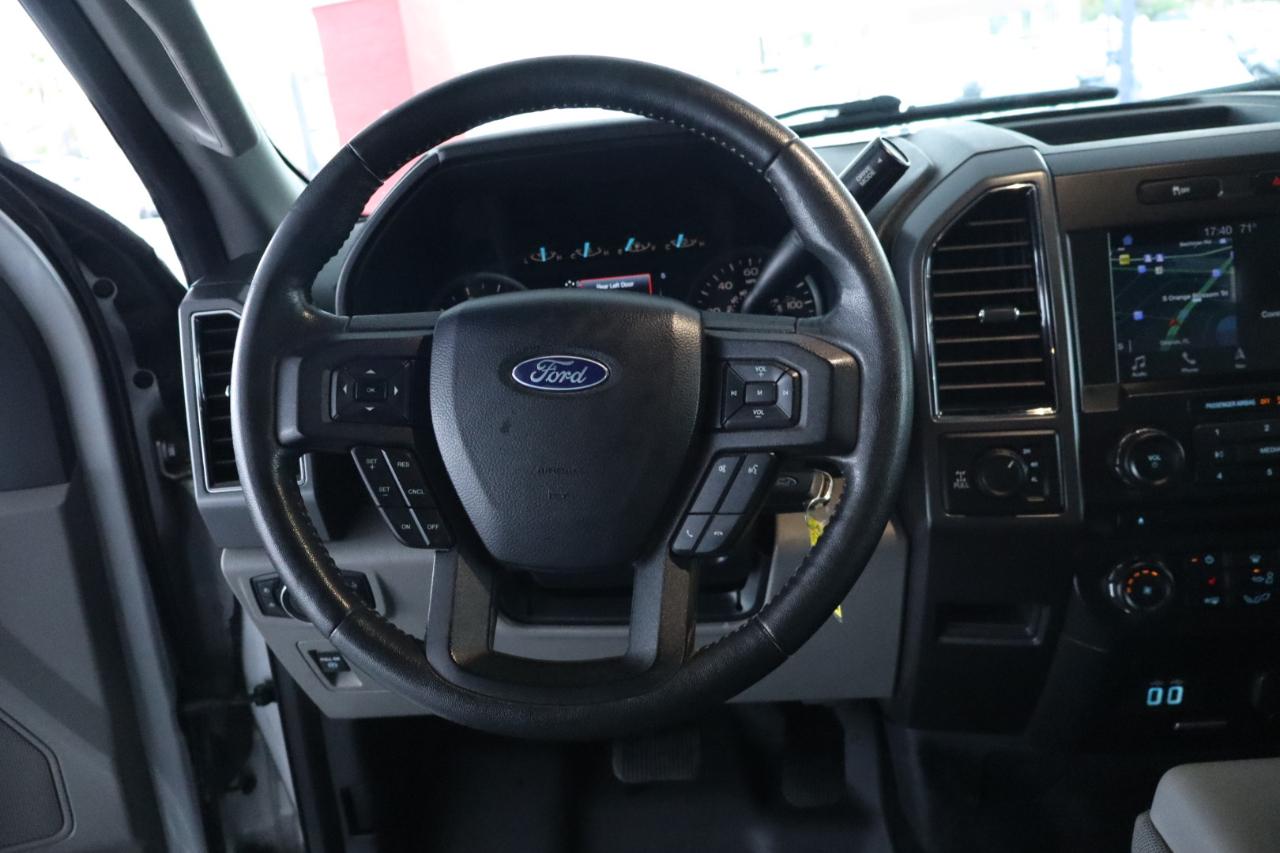 Ford F-150 4WD SuperCrew 145" Lariat 2018