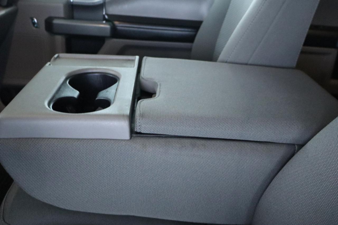 Ford F-150 4WD SuperCrew 145" Lariat 2018