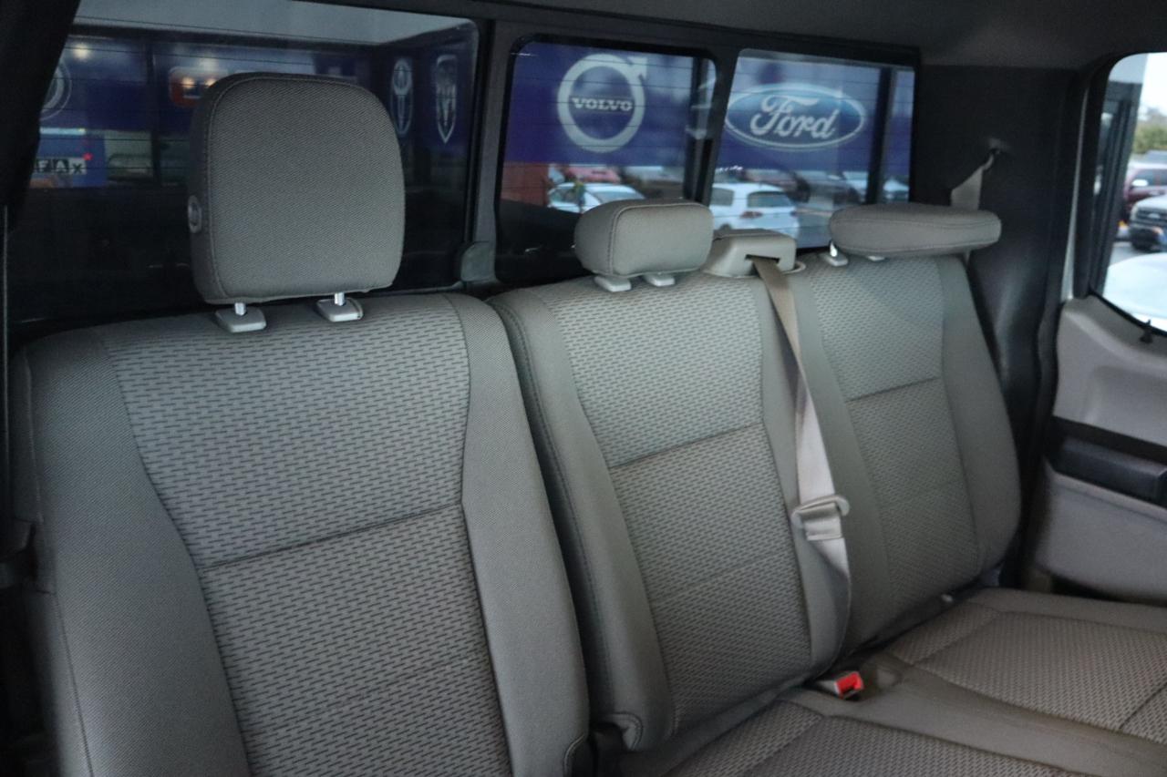 Ford F-150 4WD SuperCrew 145" Lariat 2018