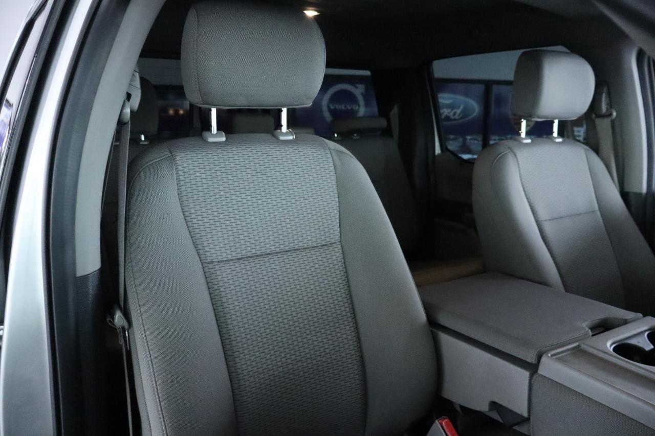 Ford F-150 4WD SuperCrew 145" Lariat 2018