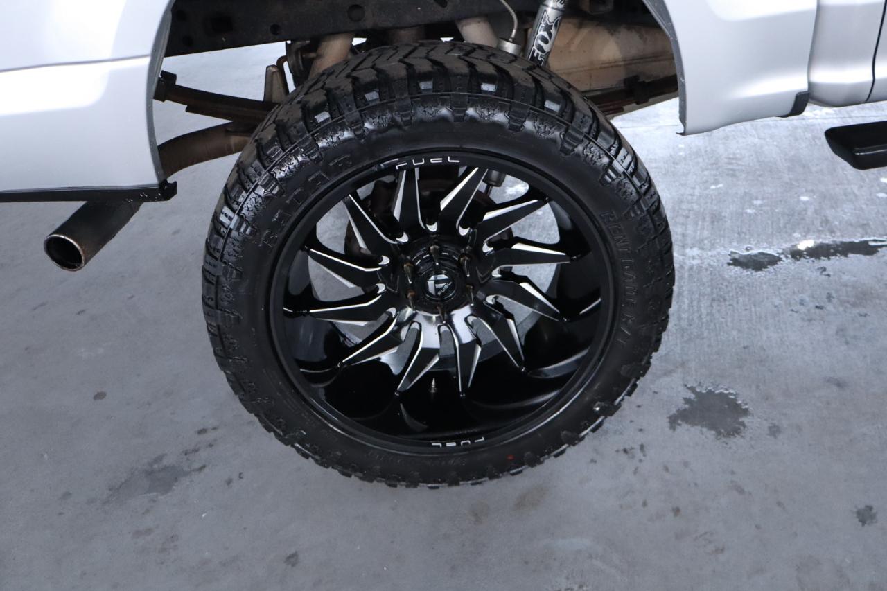 Ford F-150 4WD SuperCrew 145" Lariat 2018