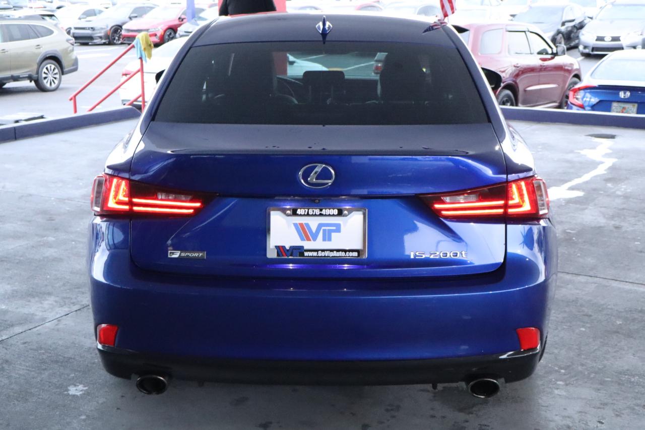 Lexus IS 200t 4dr Sdn 2016