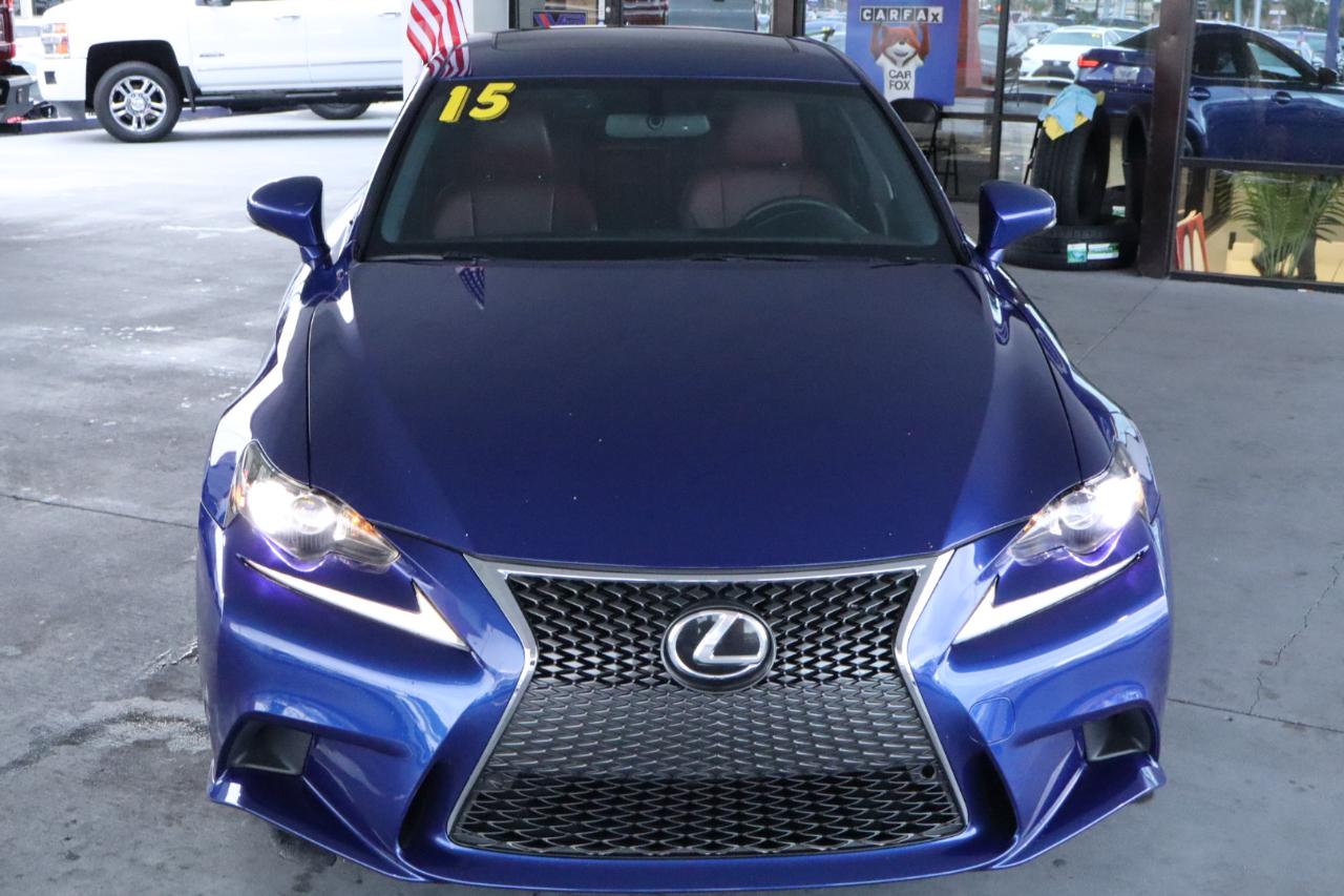 Lexus IS 200t 4dr Sdn 2016