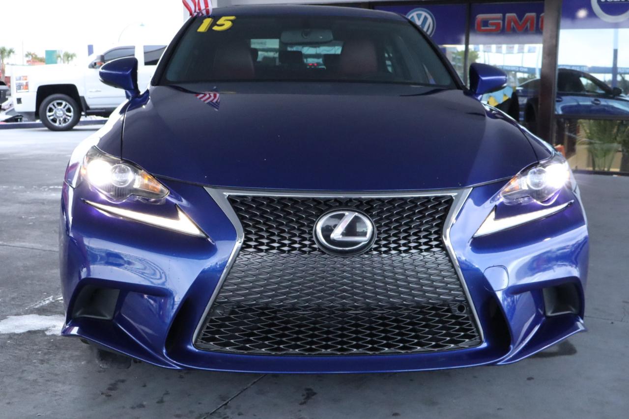 Lexus IS 200t 4dr Sdn 2016