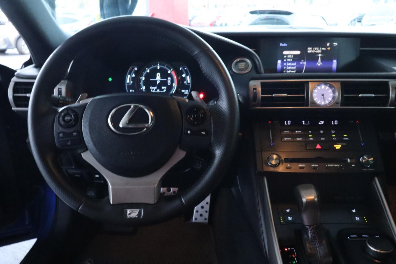 Lexus IS 200t 4dr Sdn 2016