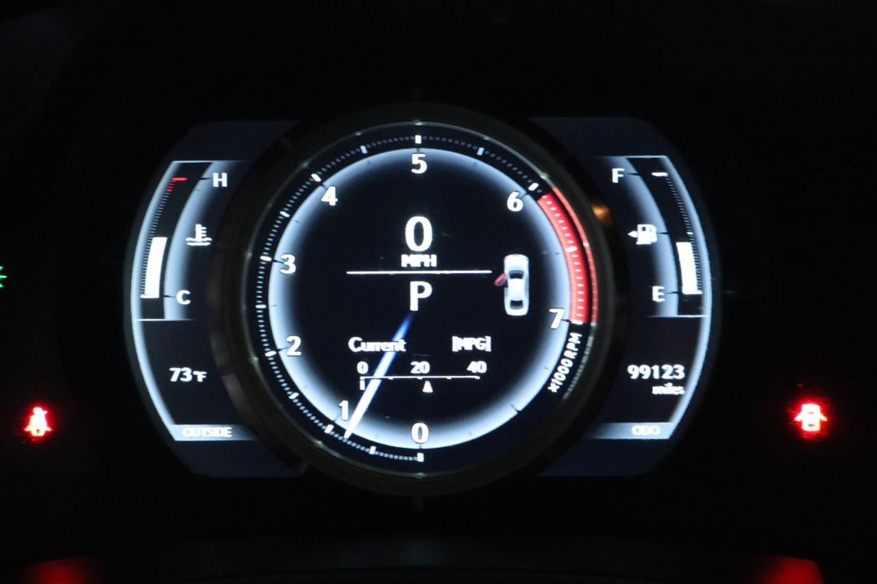 Lexus IS 200t 4dr Sdn 2016