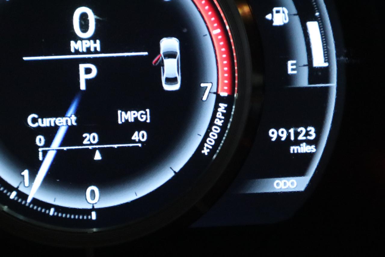 Lexus IS 200t 4dr Sdn 2016