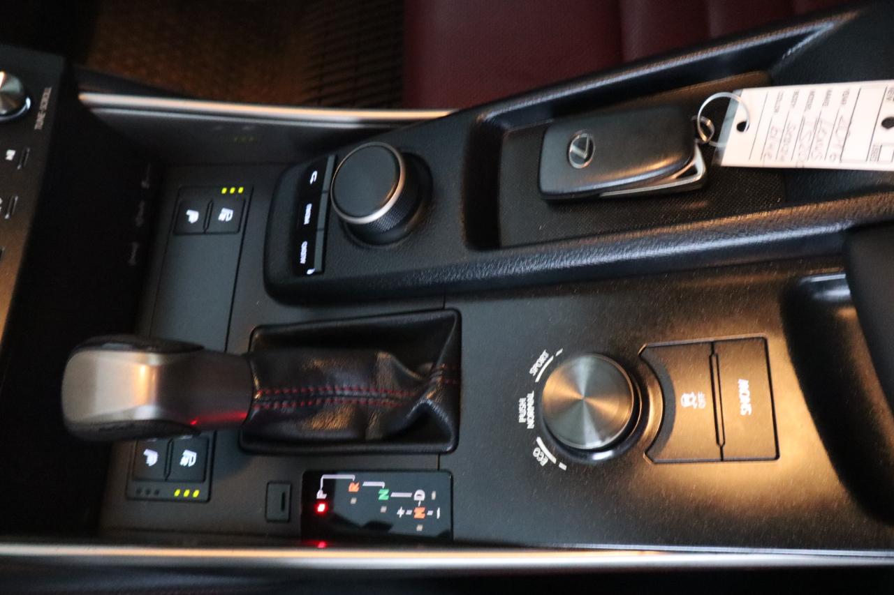 Lexus IS 200t 4dr Sdn 2016