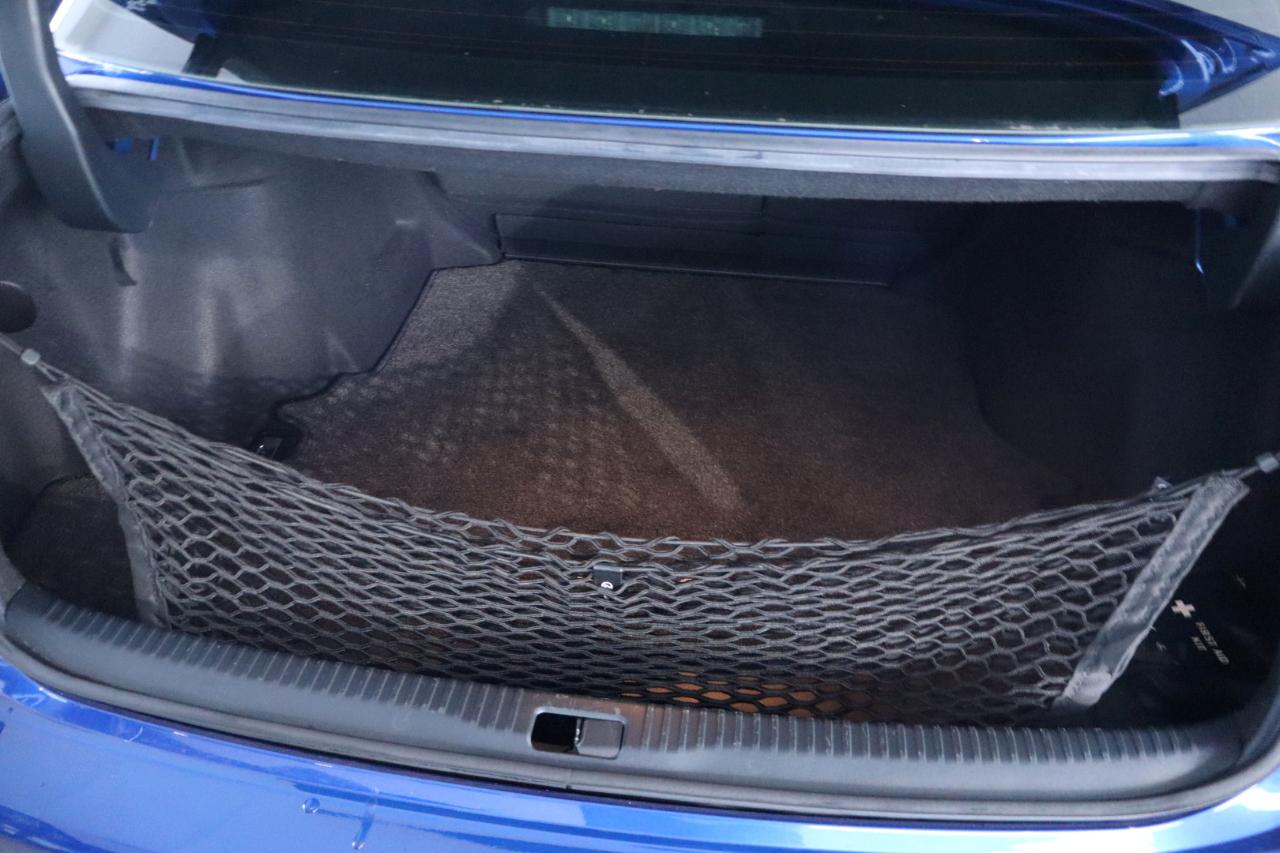 Lexus IS 200t 4dr Sdn 2016