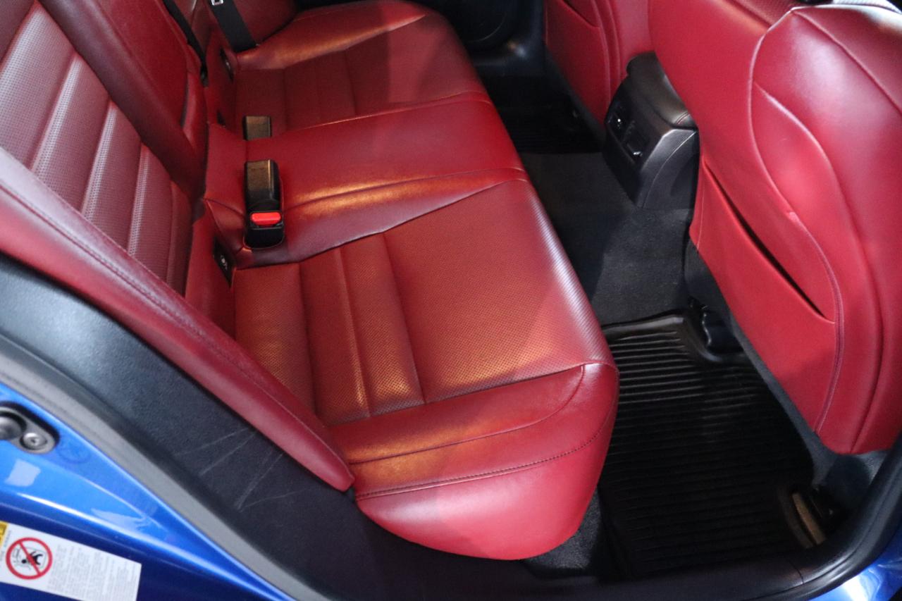 Lexus IS 200t 4dr Sdn 2016