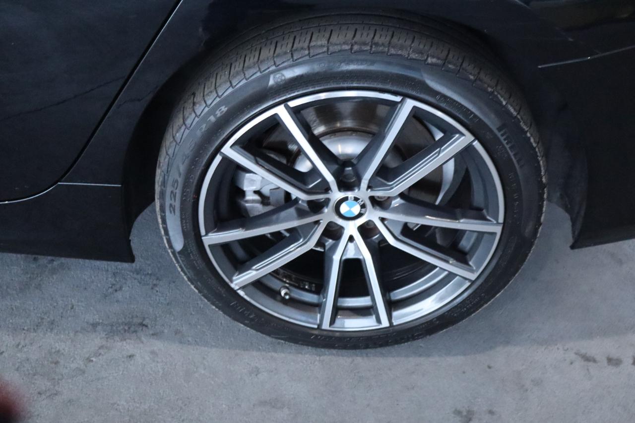 BMW 3 Series 330i Sedan North America 2021