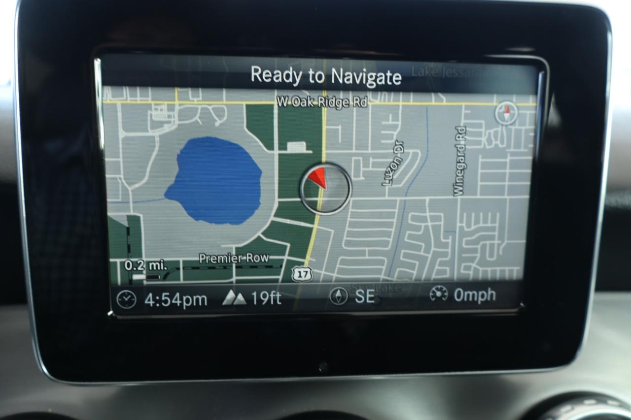 Mercedes-Benz GLA FWD 4dr GLA 250 2016