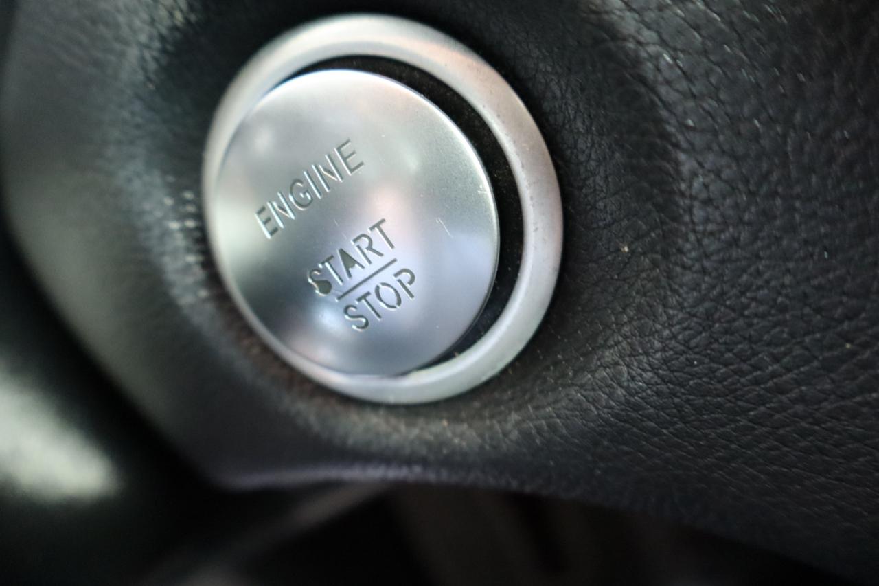 Mercedes-Benz GLA FWD 4dr GLA 250 2016