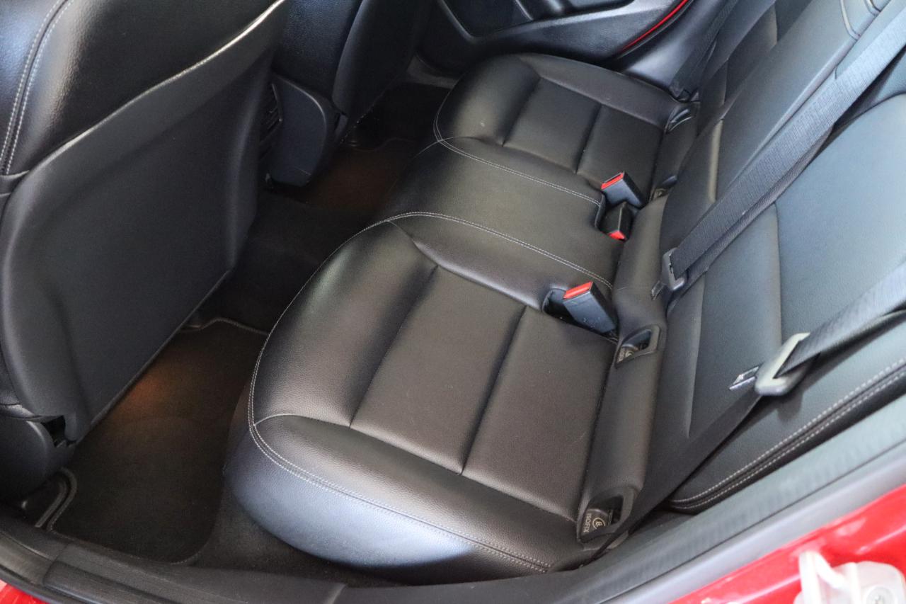 Mercedes-Benz GLA FWD 4dr GLA 250 2016