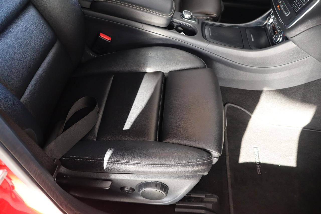 Mercedes-Benz GLA FWD 4dr GLA 250 2016