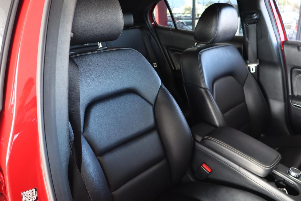 Mercedes-Benz GLA FWD 4dr GLA 250 2016