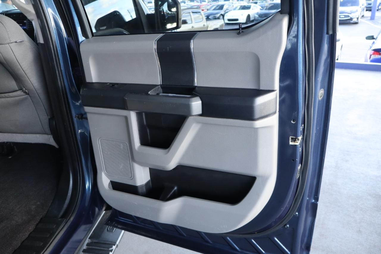 Ford F-150 2WD SuperCrew 150" XLT 2016