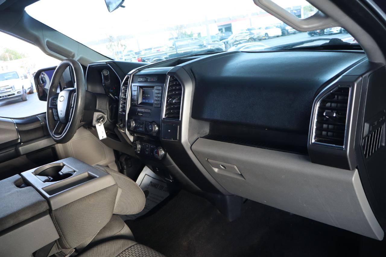 Ford F-150 2WD SuperCrew 150" XLT 2016