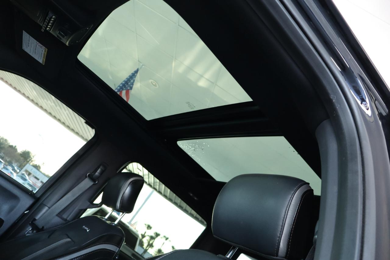 Ford Super Duty F-350 DRW Platinum 4WD Crew Cab 8' Box 2019